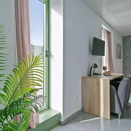 Les Hotel apartamentowy 3*