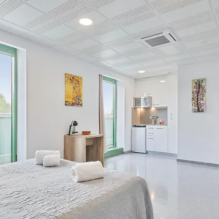Hotel apartamentowy Les